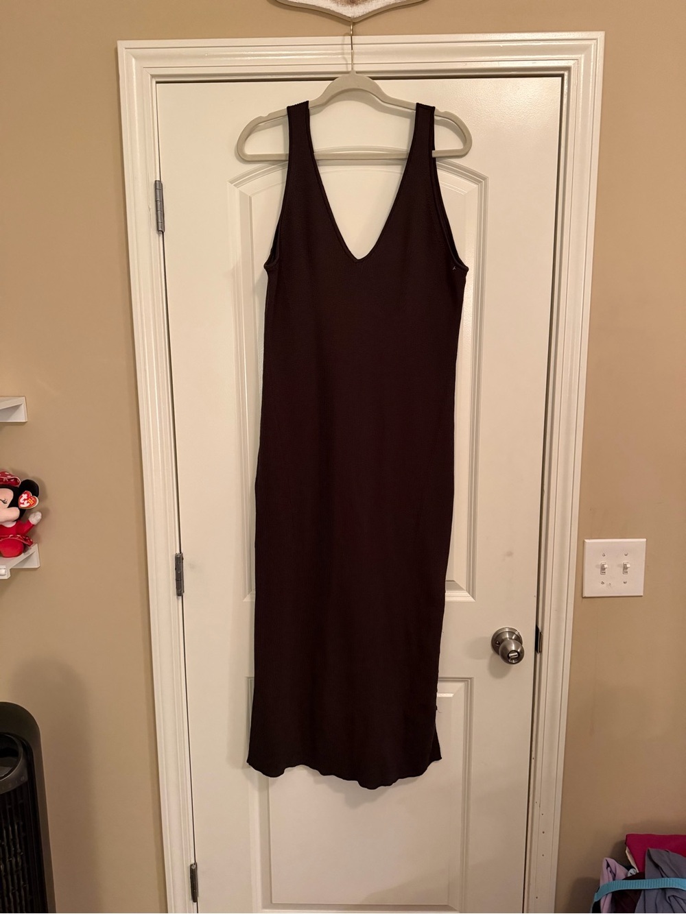 H&M Sleeveless V-Neck Brown Midi Dress